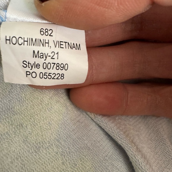 Lilly Pulitzer long sleeve resort wear dress w bamboo zipper pull, front pockets - Picture 5 of 8